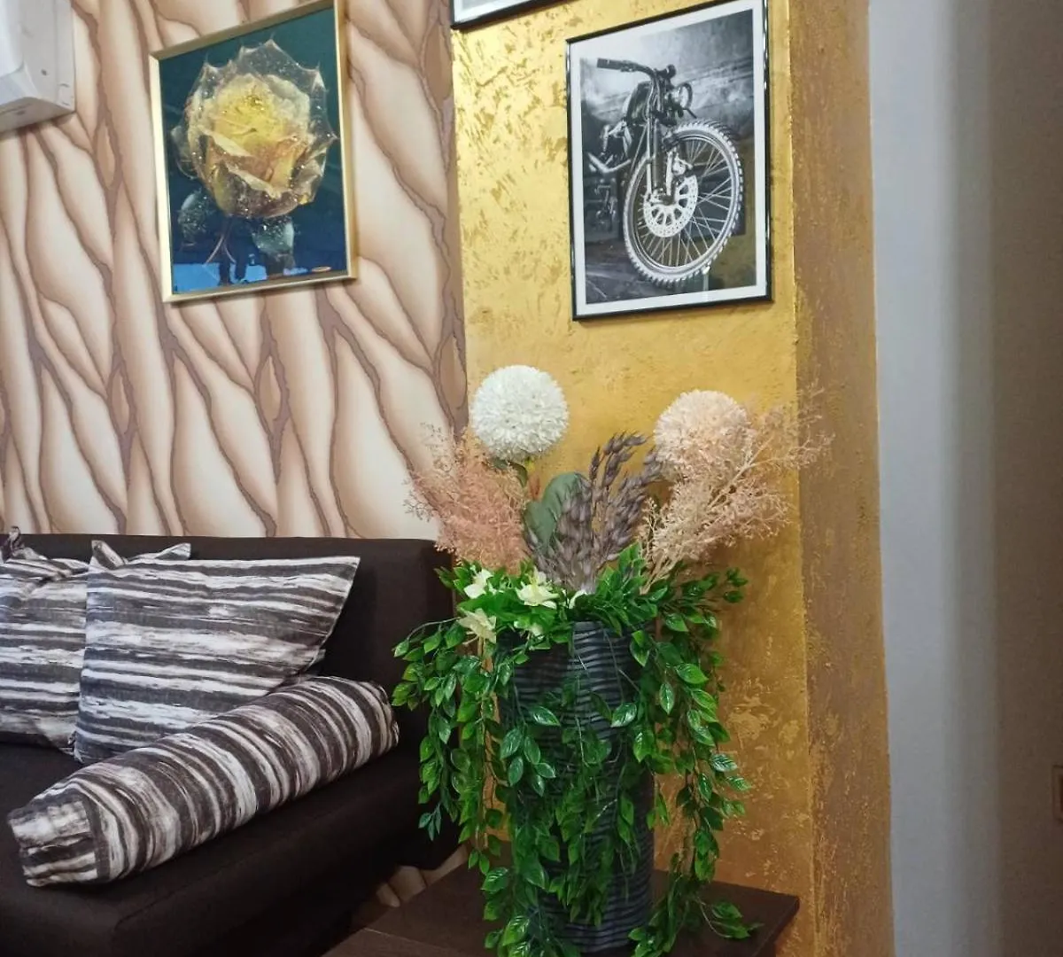 Art Apartment Ruja Varna 0*,